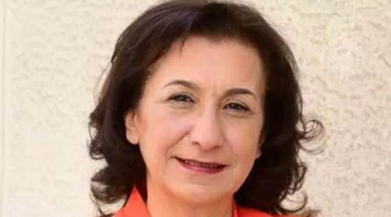 Υποψήφια δήμαρχος στην Παλλήνη η Ειρήνη Κουνενάκη με 312 “υπογραφές”