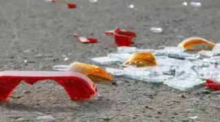 Τροχαίο ατύχημα με το… καλημέρα στην Αρτέμιδα!