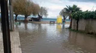 Άνοιξαν οι δρόμοι σε Ραφήνα και Σπάτα